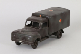 Tipp & Co. - ambulance lorry