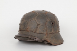 Heer M40 "chicken wire" helmet Q62