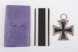 1914 Iron Cross 2nd Class with paper packaging