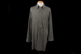 Late-war Heer / Waffen-SS issue service shirt, « RBNr »