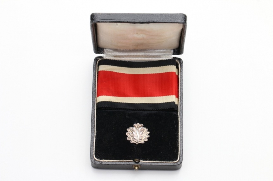 Cased Oak Leaf to the 1939 Knight's Cross (L/50)