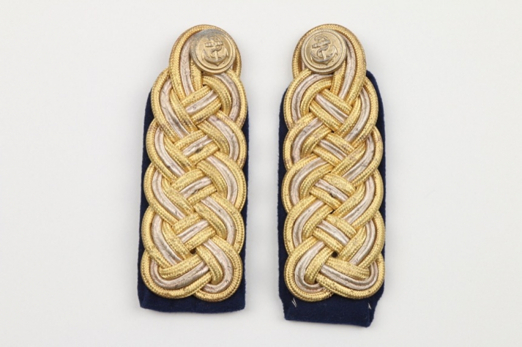 Kriegsmarine shoulder boards Konteradmiral