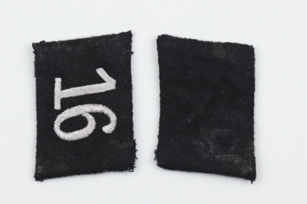 16.SS-Standarte collar tabs SS-Oberscharführer