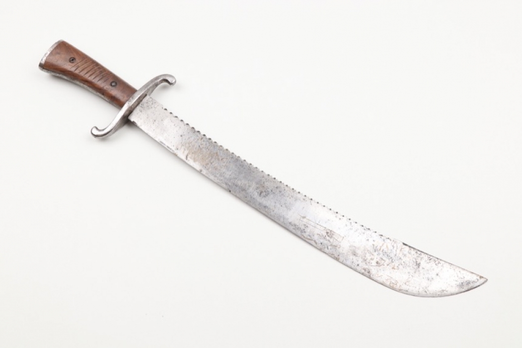 Luftwaffe saw-back machete