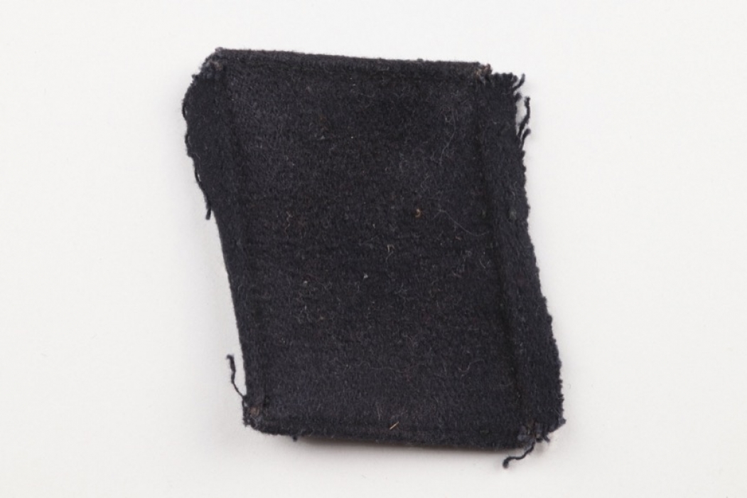 Waffen-SS collar tab - SS-Schütze