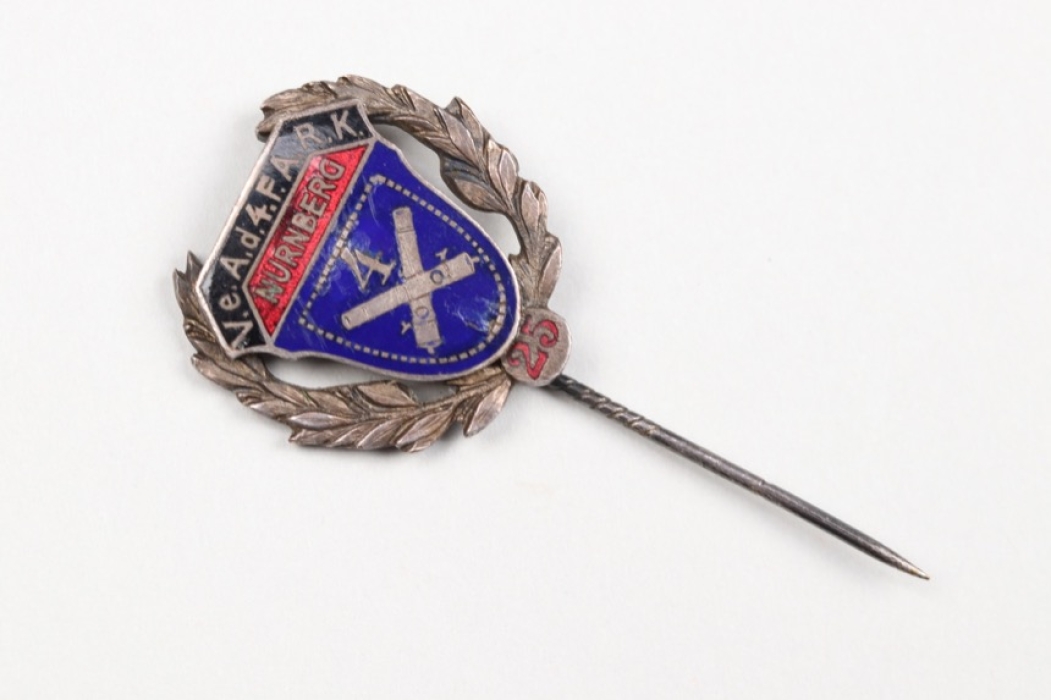 Artillerie Rgt. 4 enamel jubilee pin - Nürnberg