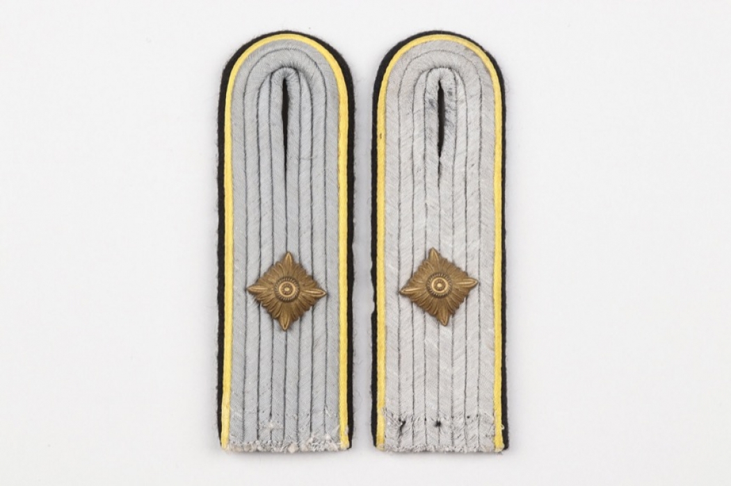 Waffen-SS Nachrichten shoulder boards - Obersturmführer