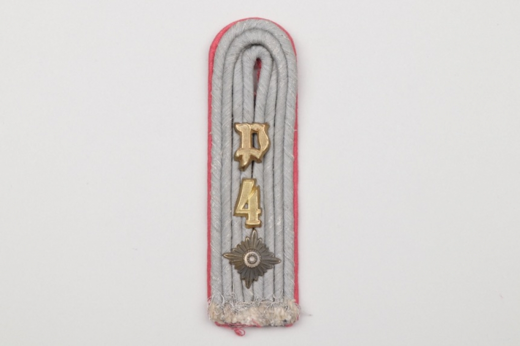 Pz.Jäg.Abt.4 shoulder board - Oberleutnant