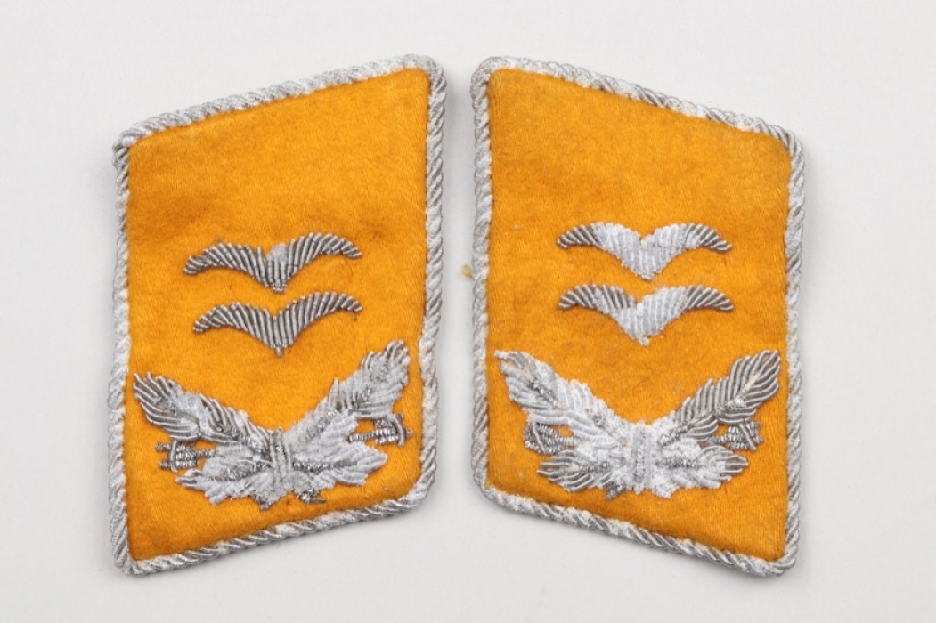 Luftwaffe flying troops collar tabs - Oberleutnant