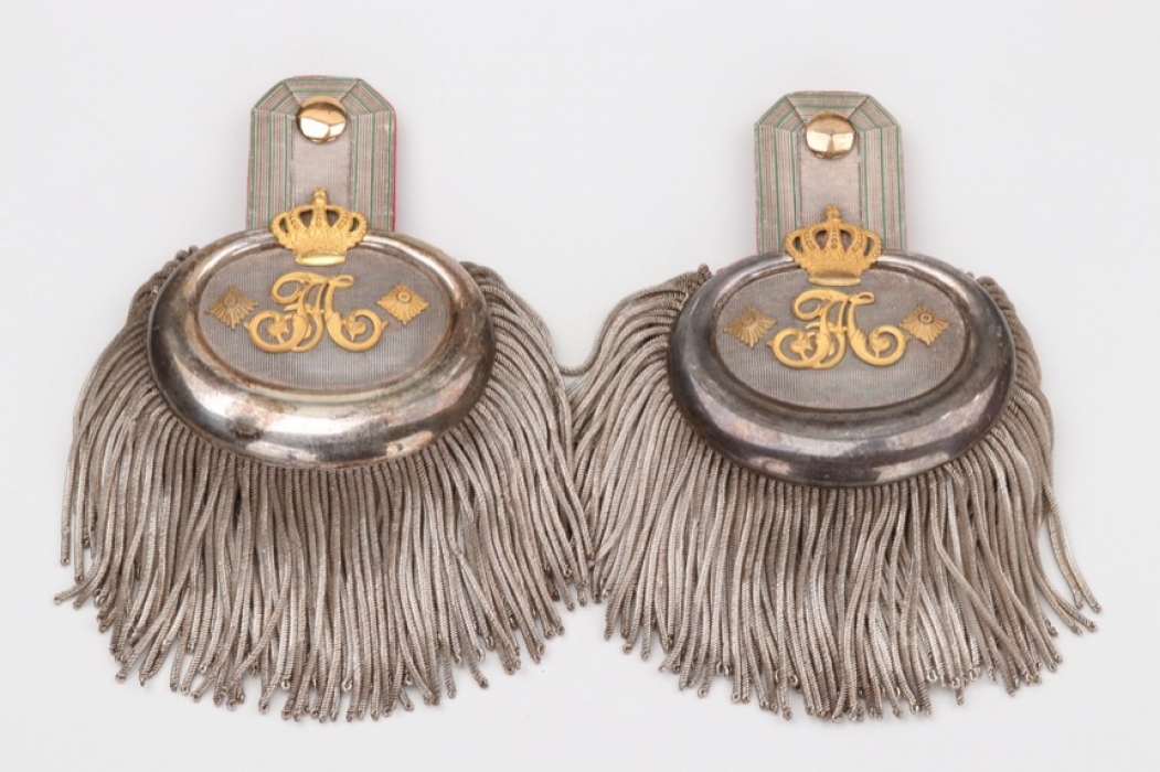 Saxony - Inf.Rgt. "Kronprinz" epaulettes - Oberst