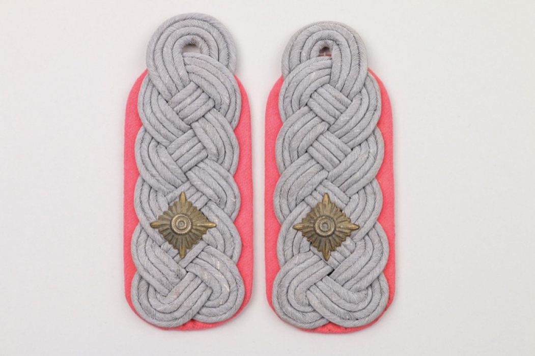 Heer Panzer shoulder boards - Oberstleutnant