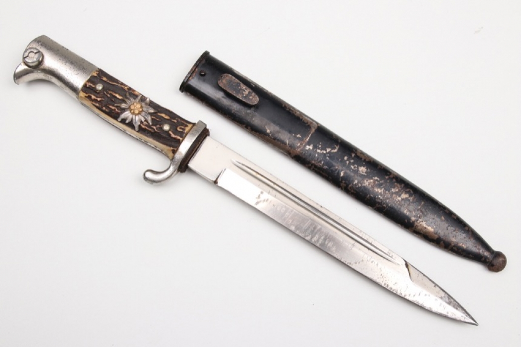 Gebirgsjäger parade bayonet with horn grip