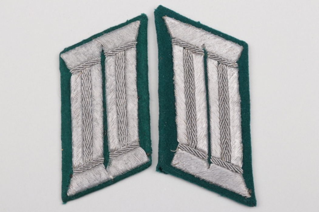 Third Reich police "Schutzpolizei" officer's collar tabs