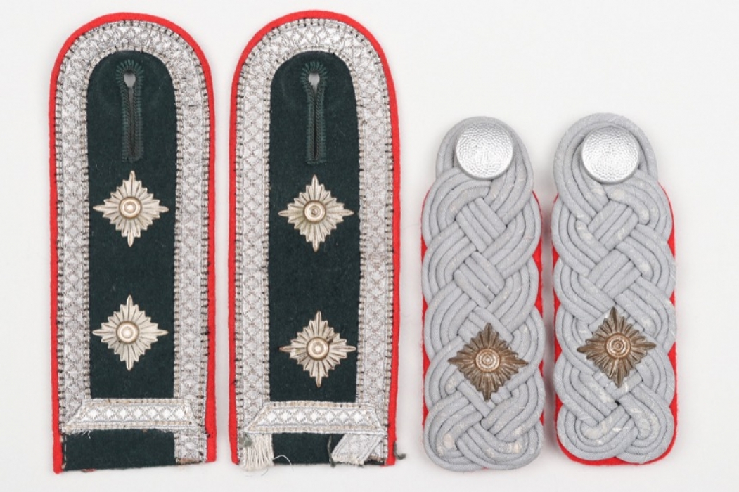 2 + Artillerie shoulder boards - Oberstleutnant & Oberfeldwebel