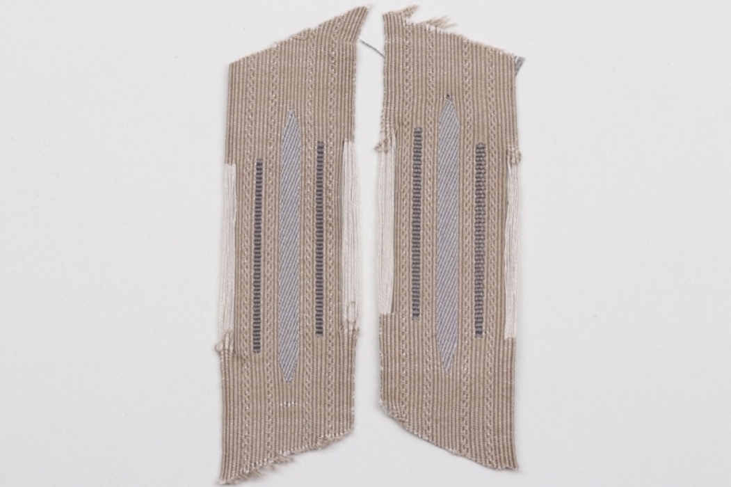 Heer EM/NCO collar tabs