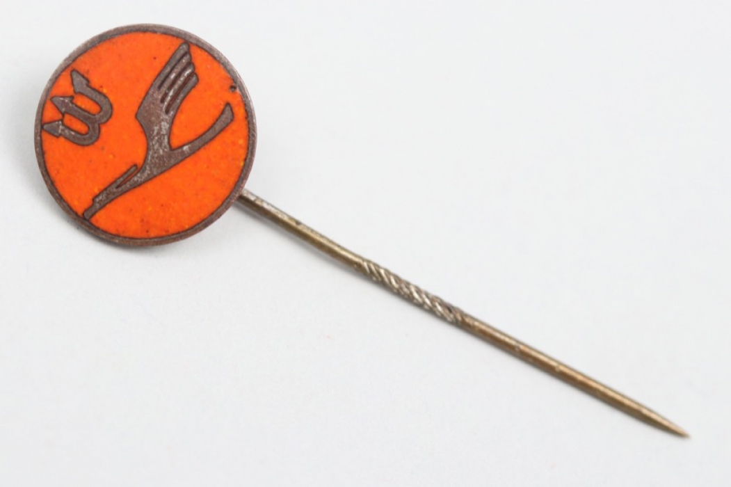 Germany - Lufthansa enamel advertising pin