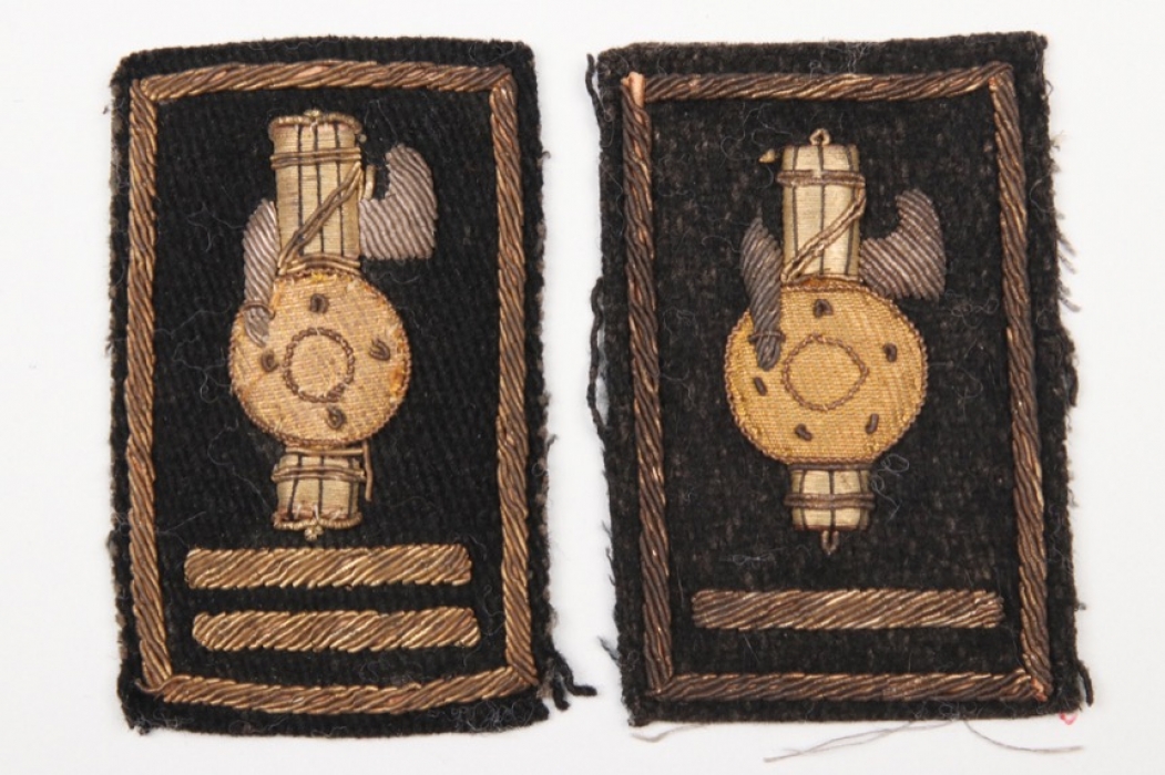 Italy - 2 x  GIL/ONB breast rank badges