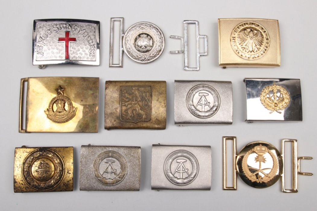 11 x German & international belt buckles