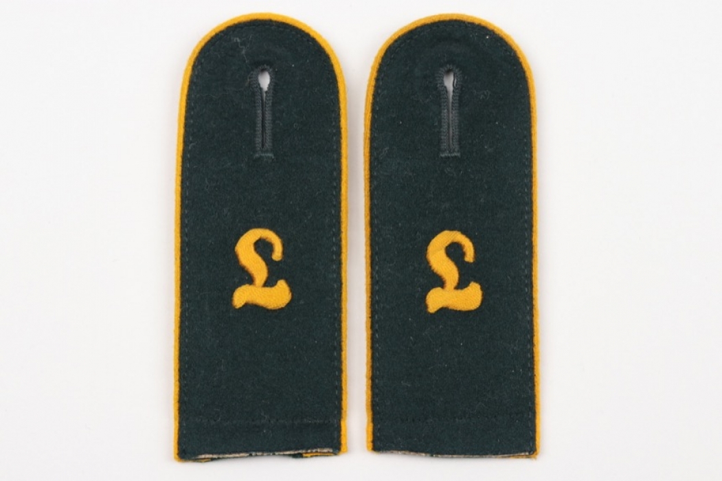 Heer Panzeraufklärungslehr-Abteilung Krampnitz EM shoulder boards for parade tunic