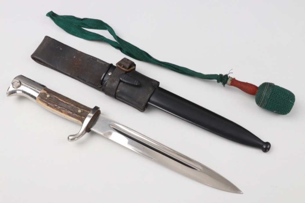 Heer Gebirgsjäger bayonet with leahter frog & knot - Herder