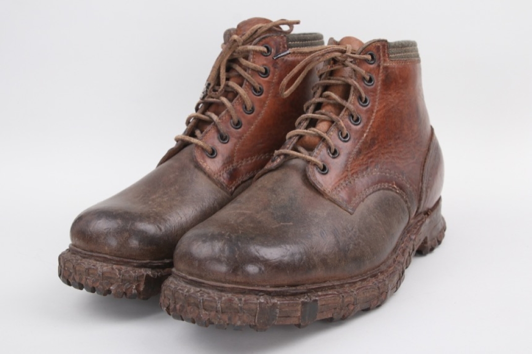 Wehrmacht Gebirgsjäger mountain boots - Rb-numbered