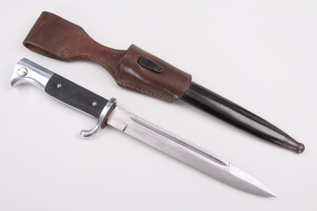 Luftwaffe dress bayonet KS 98 with brown frog