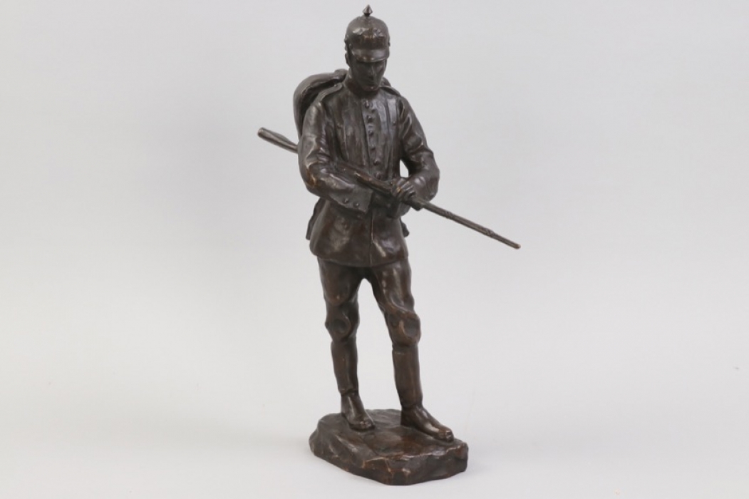 WWI impressive soldier sculpture - Fred Voelkerling