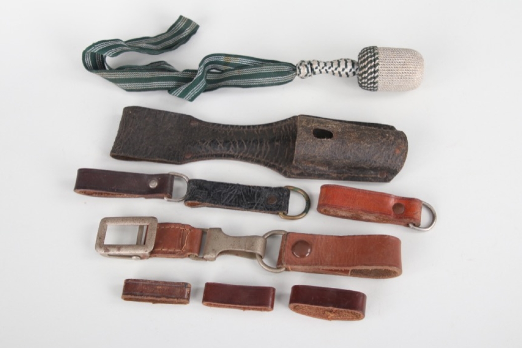 Lot of belts loops, bayonet frog and portepee