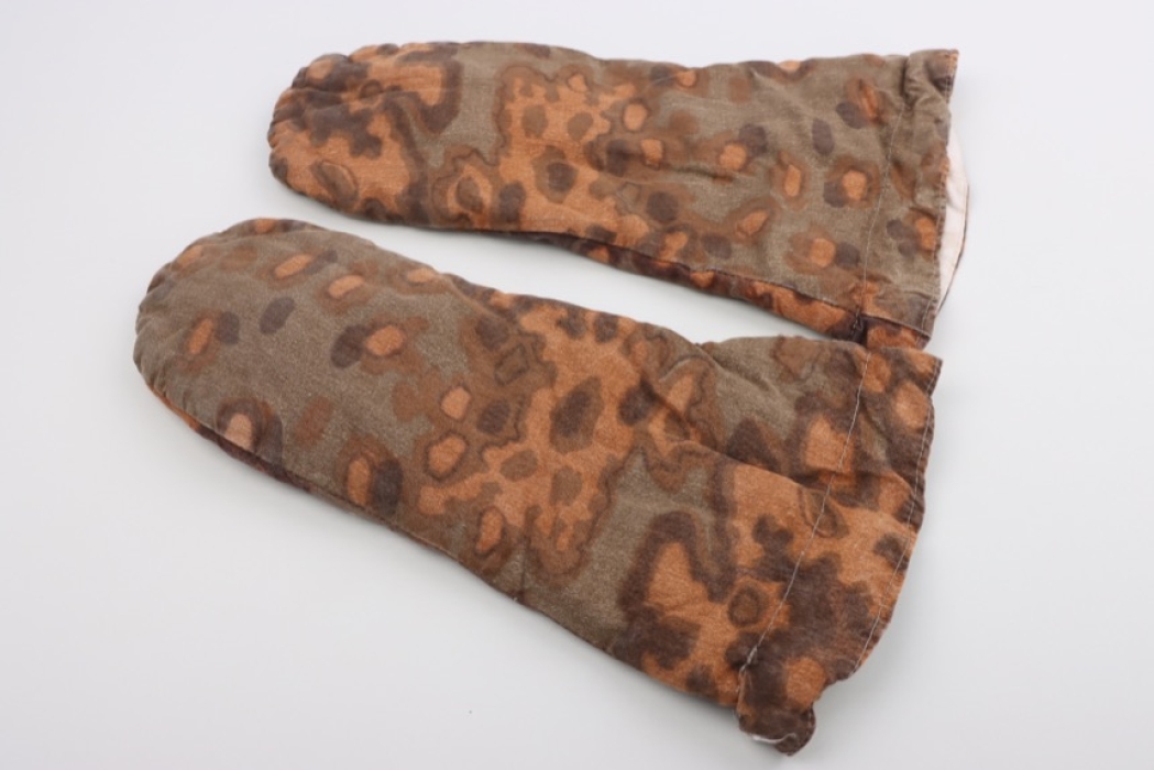 Waffen-SS oak leaf camo winter mittens