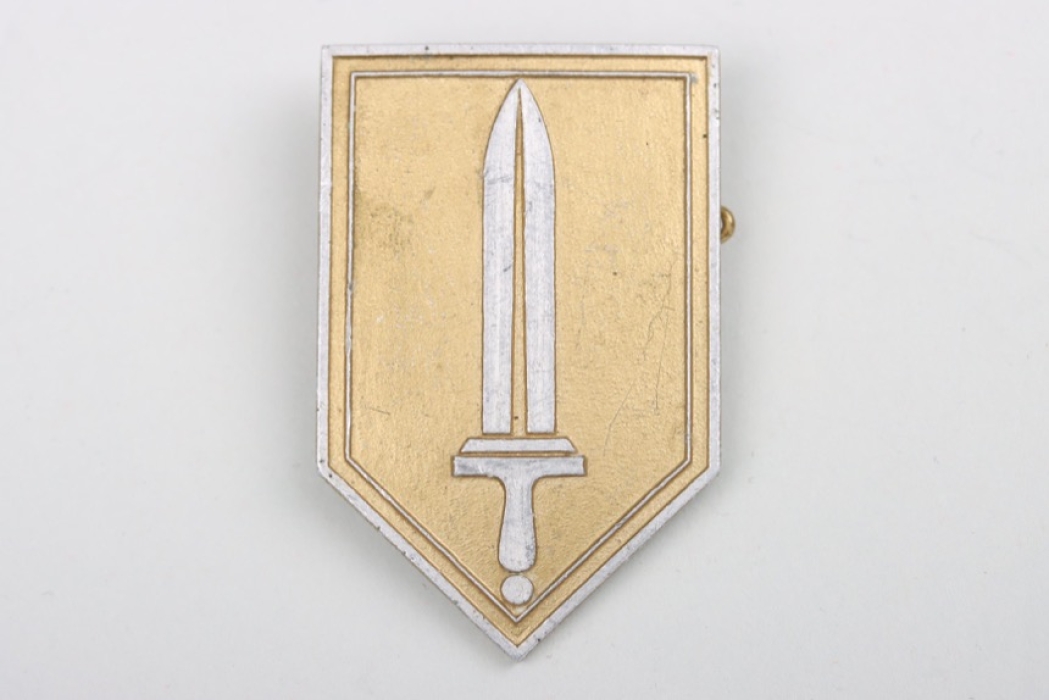 384. Infanterie Division cap badge