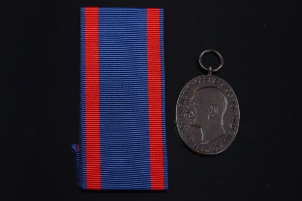 Oldenburg - Military Honor Decorations War Merit Medal for Men and Women