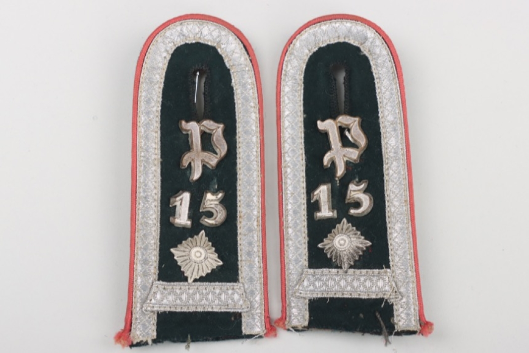 Panzerjäger-Abteilung 15 shoulder boards for a Feldwebel