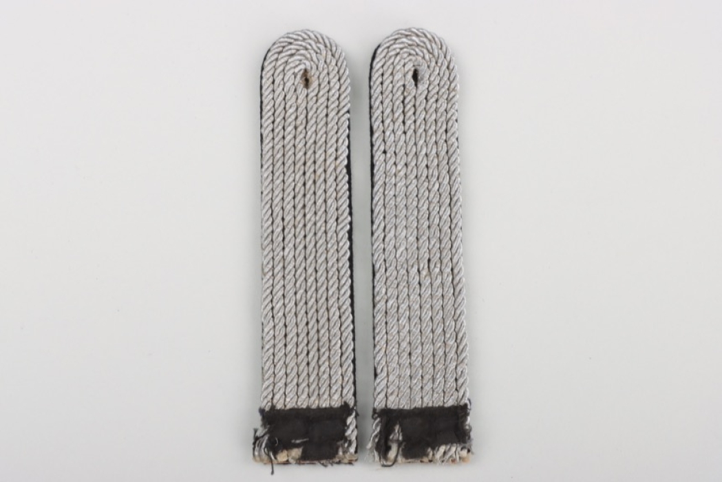 Bahnschutz pair of shoulder boards