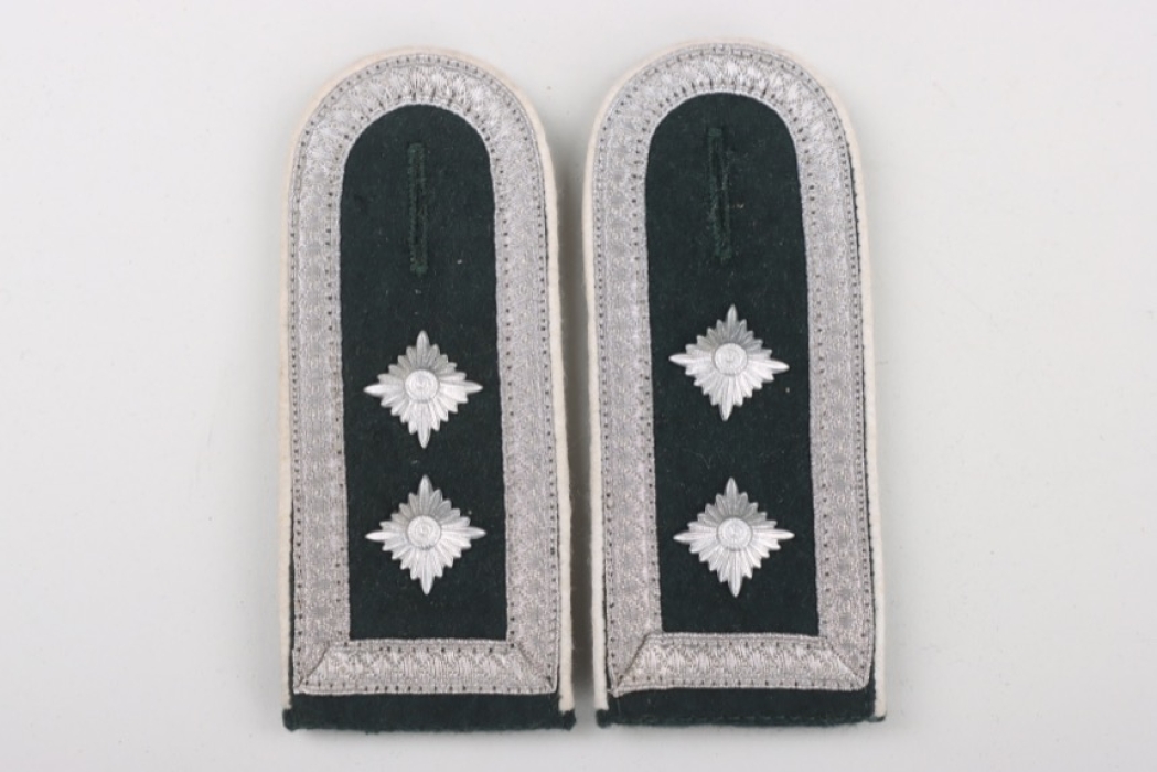 Heer Infanterie shoulder boards for an Oberfeldwebel