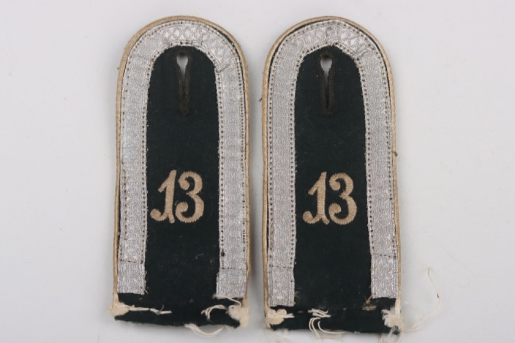 Heer Infanterie-Rgt. 13 shoulder boards for an Unteroffizier