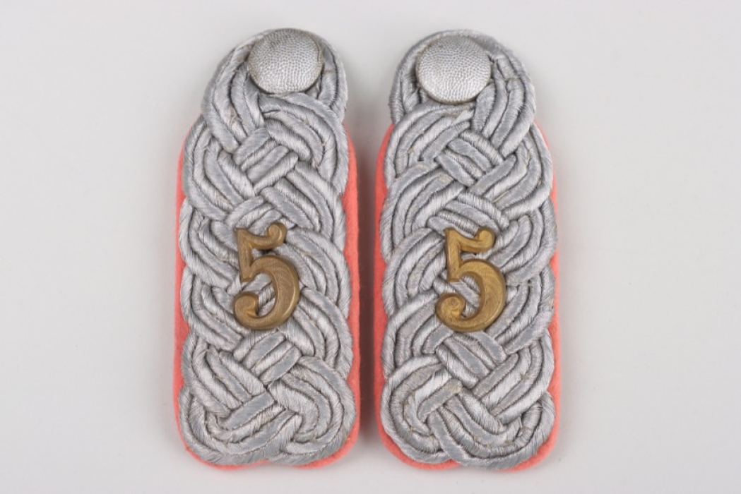 Panzer-Regiment 5 shoulder boards for a Major