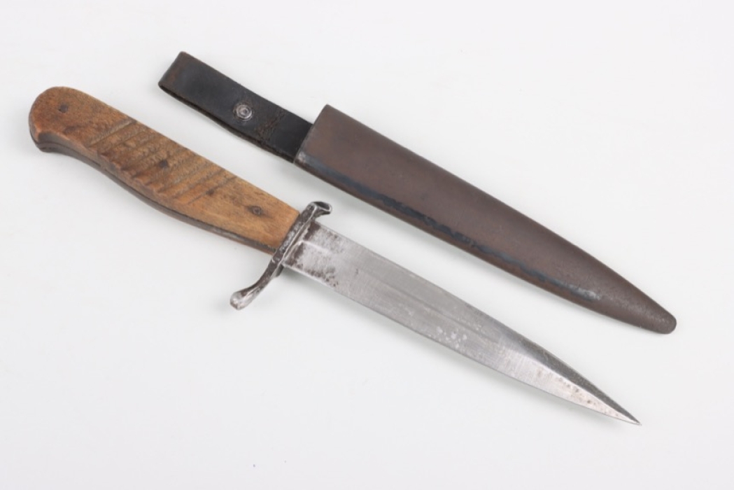 WWI trench knife