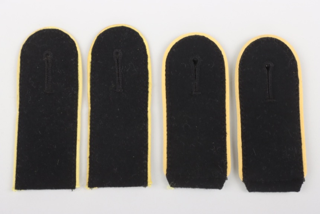 2 x Waffen-SS Nachrichtentruppe EM shoulder boards