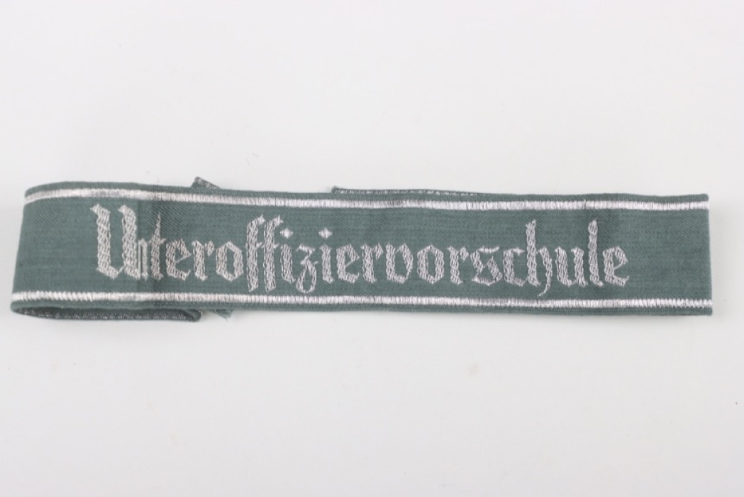 Heer cuff title "Unteroffiziervorschule"