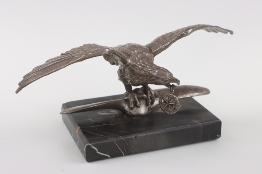 Luftwaffe eagle table decoration (FEA) with pendant