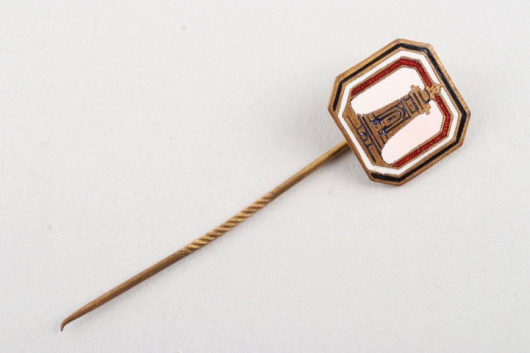 Membership pin of the Verband der Kriegsbeschädigten