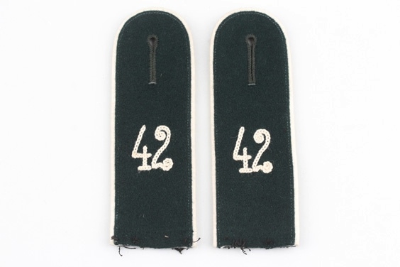 Heer Inf.Rgt.42 shoulder boards EM