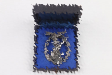 Luftwaffe Flak Badge (Juncker) in case