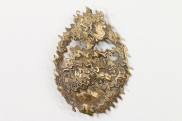 Tank Assault Badge in bronze (tombak)