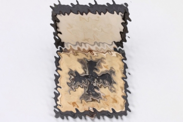 1939 Iron Cross 1st Class in case - 15