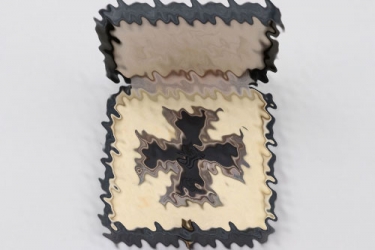 1939 Iron Cross 1st Class in green case