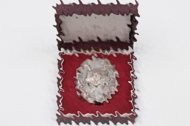 Wound Badge in silver in case - tombak