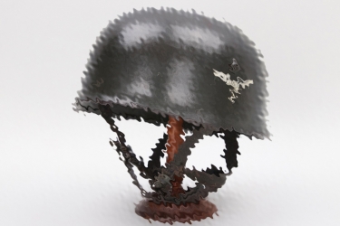 Luftwaffe M38 paratrooper helmet - named