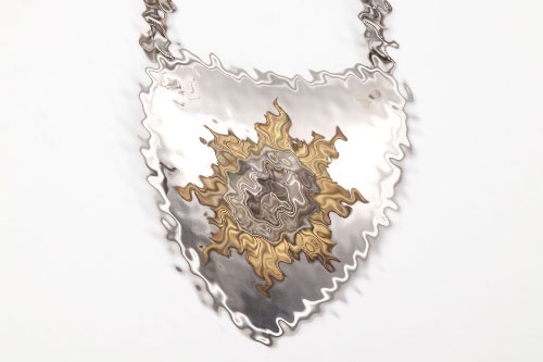 SA/SS flag bearer's gorget - RZM 3