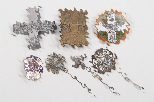 7 + "Langemarck" badges & pins